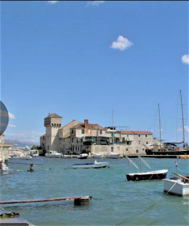 Apartman Scotti Kastela Dış mekan fotoğraf
